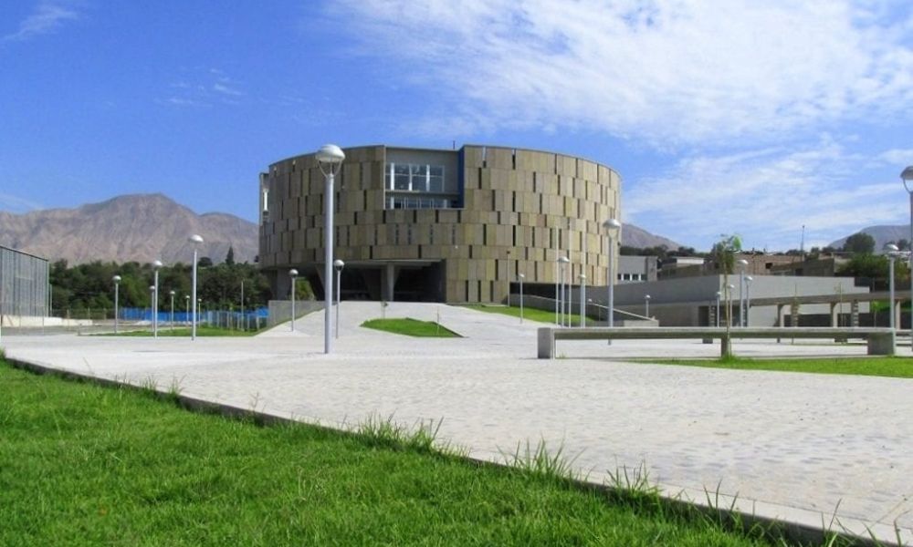 Supervisión del Expediente Técnico de la Sede del Gobierno Regional de Moquegua